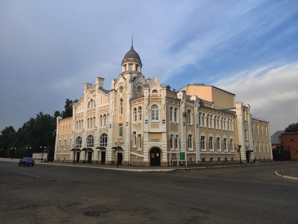 Театральная жизнь Алтая Театральная жизнь Алтая